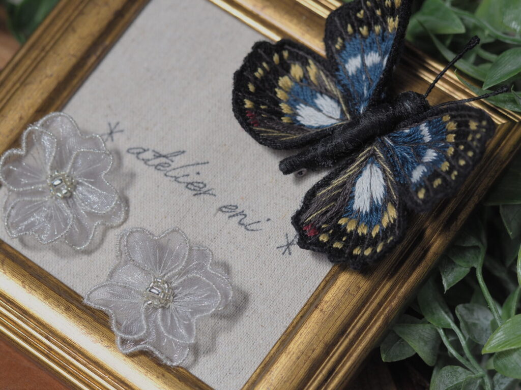 eni nio hana -gin×刺繍オオムラサキと。