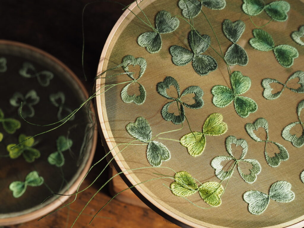 四つ葉のclover製作途中