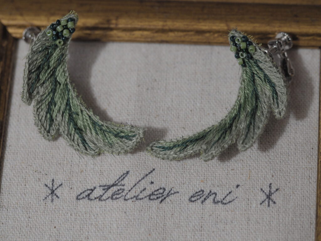 tsuki no ha"mikazuki"。∗atelier eni∗額と。