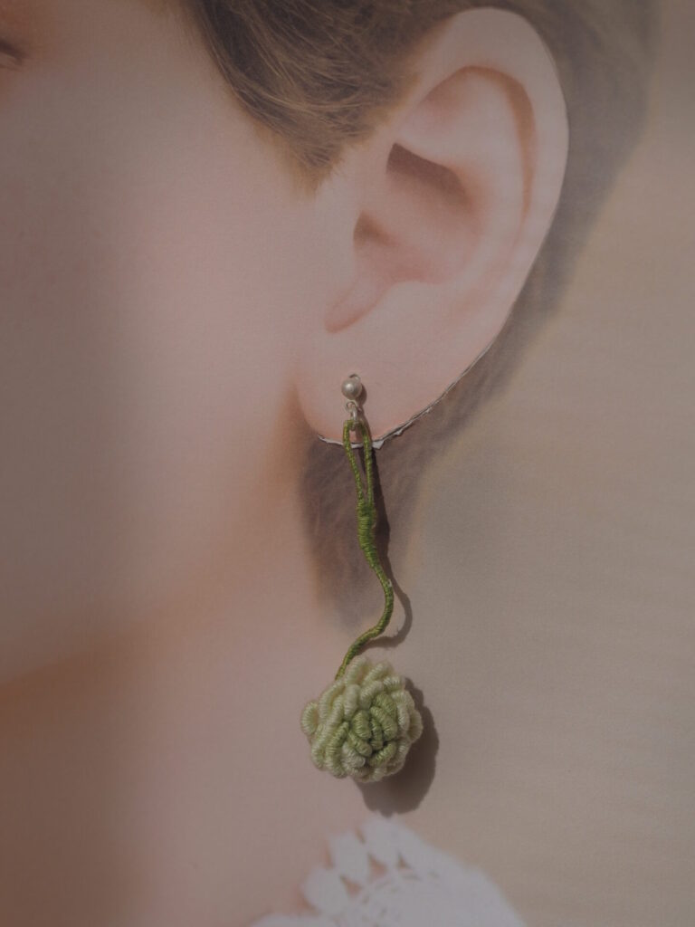 白詰草、着用イメージ。