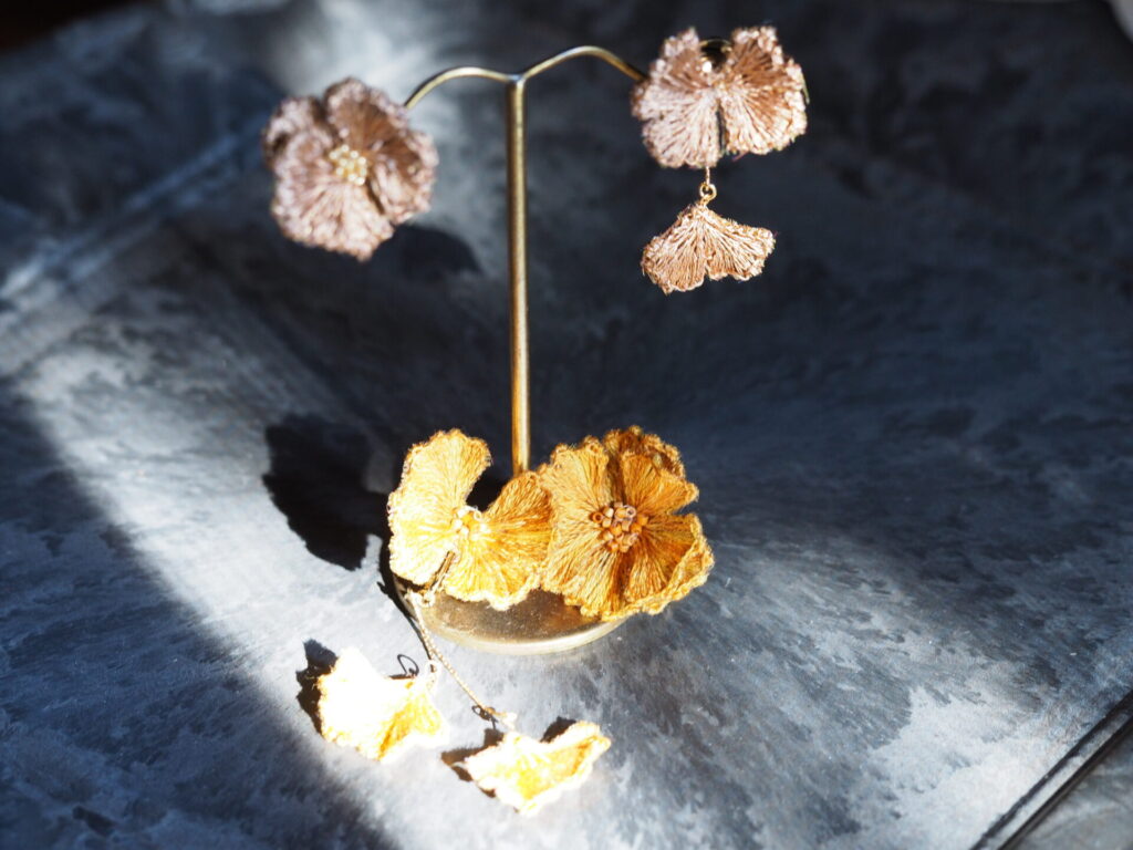 enichou no hanaと光。