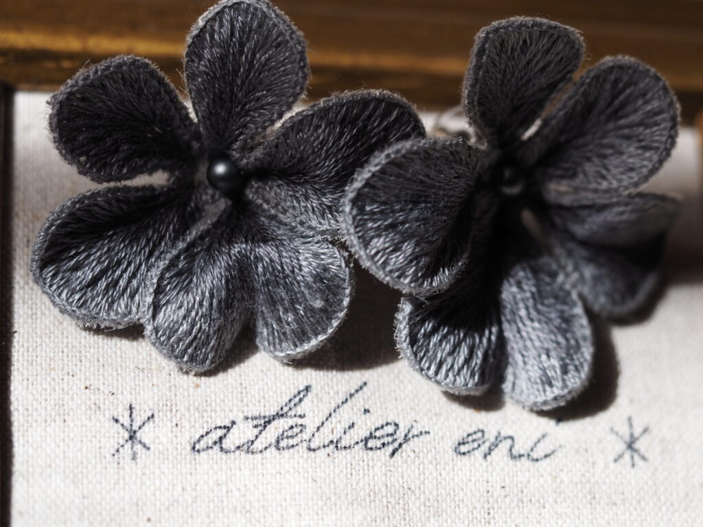 violeni-gray-×∗atelier eni∗額。