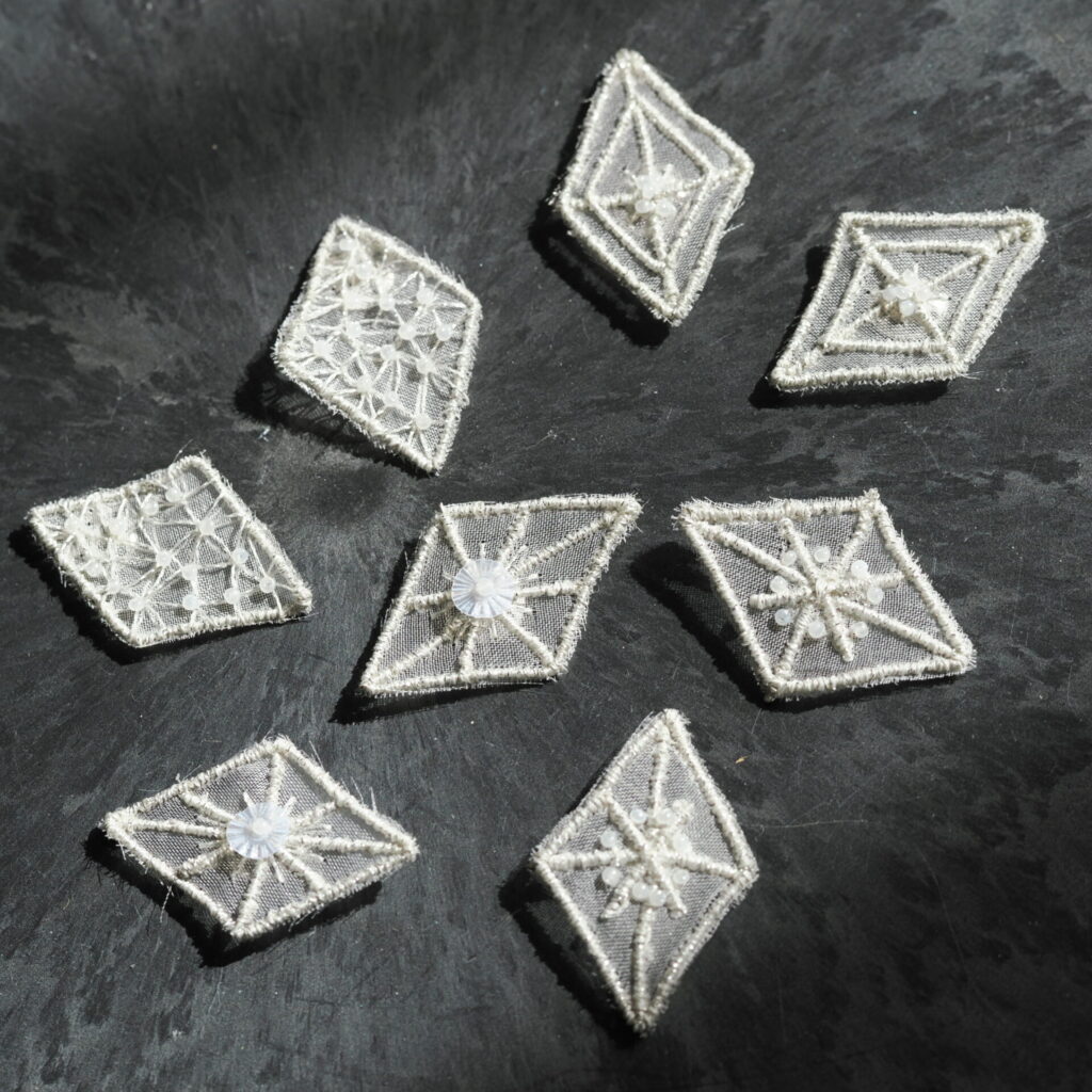 光を受けるgin-kirari。