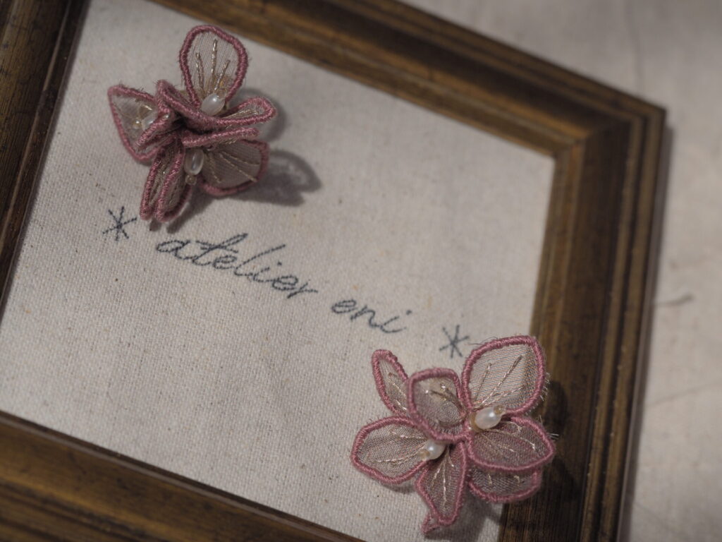 ∗atelier eni∗額×mitsu no hana。