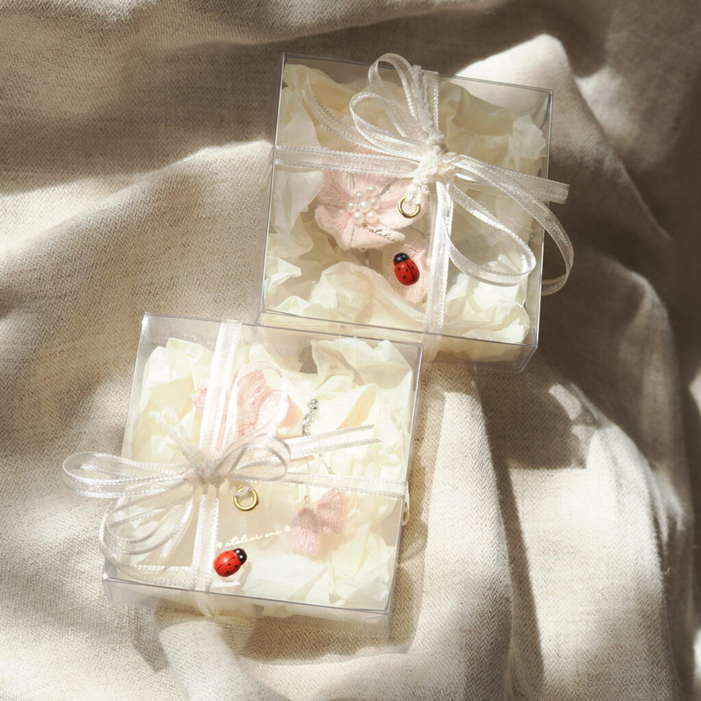 ラッピングされた、sakuraたち。