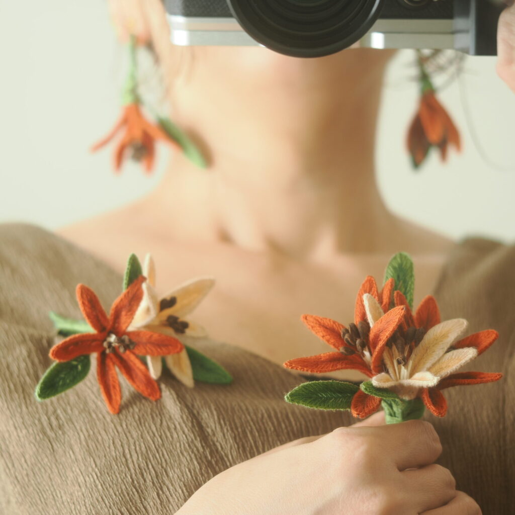 "lily" series coordinate(brooch・pierce・ichirin)